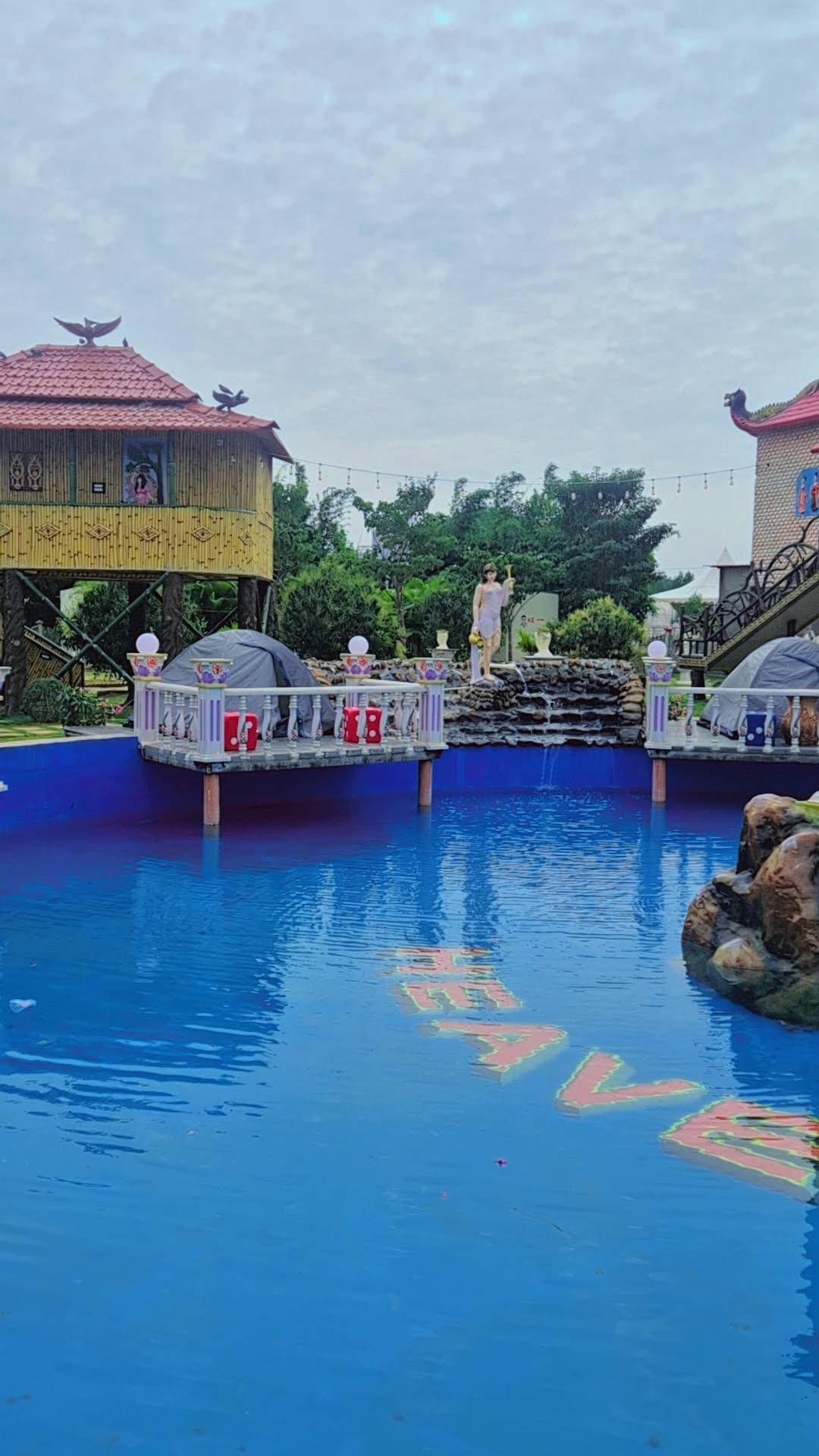 The pool at Heavens Luxury Lakeview Resort